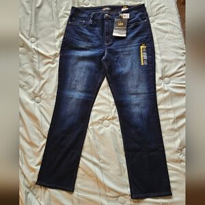 NWT Lee Straight Leg Jeans Size 16